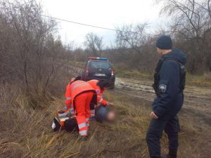 Acum câteva ore, în timpul unei misiuni de supraveghere a frontierei moldo-române, polițiștii de frontieră au ajutat un bărbat care semnala probleme de sănătate