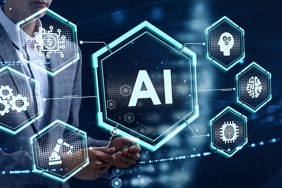 Tehnologia inteligenței artificiale a fost o tehnologie de sine stătătoare timp de treizeci de ani, dar acum aplicațiile sunt răspândite în toate sferele vieții. Inteligența artificială este cunoscută sub acronimul AI și este procesul de recreare a inteligenței umane în mașini.