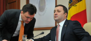 Dorin Recean deține funcția de consilier prezidențial în domeniul apărării și securității naționale, secretar al Consiliului Suprem de Securitate (CSS) din 4 februarie 2022. El a fost ministru de Interne în Guvernul Filat în perioada 2012-2015.