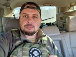 Propagandistul rus Vladlen Tatarsky (Maxim Fomin), renumit prin numeroasele apeluri spre uciderea tuturor ucrainenilor, indiferent militari sau nu, a fost ucis în urma unei deflagrații în cafeneaua "Street Food Bar nr.1" din Sankt-Petersburg.