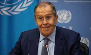 Guterres a avertizat că tensiunile dintre puterile mari sunt la un nivel istoric, în timp ce Lavrov a criticat țările occidentale pentru pierderea încrederii în multilateralism. UE a condamnat invazia Ucrainei de către Rusia. Rusia, membru permanent al Consiliului de Securitate ONU, are drept de veto.