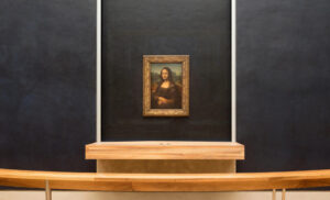 La 2 mai 1519, lumea a pierdut unul dintre cei mai mari artiști și inventatori ai tuturor timpurilor - Leonardo da Vinci. Geniul italian a fost cunoscut pentru multe realizări remarcabile, însă posibil cel mai cunoscut lucru pe care l-a creat este Mona Lisa, o pictură enigmatică care a captivat imaginația oamenilor timp de secole.