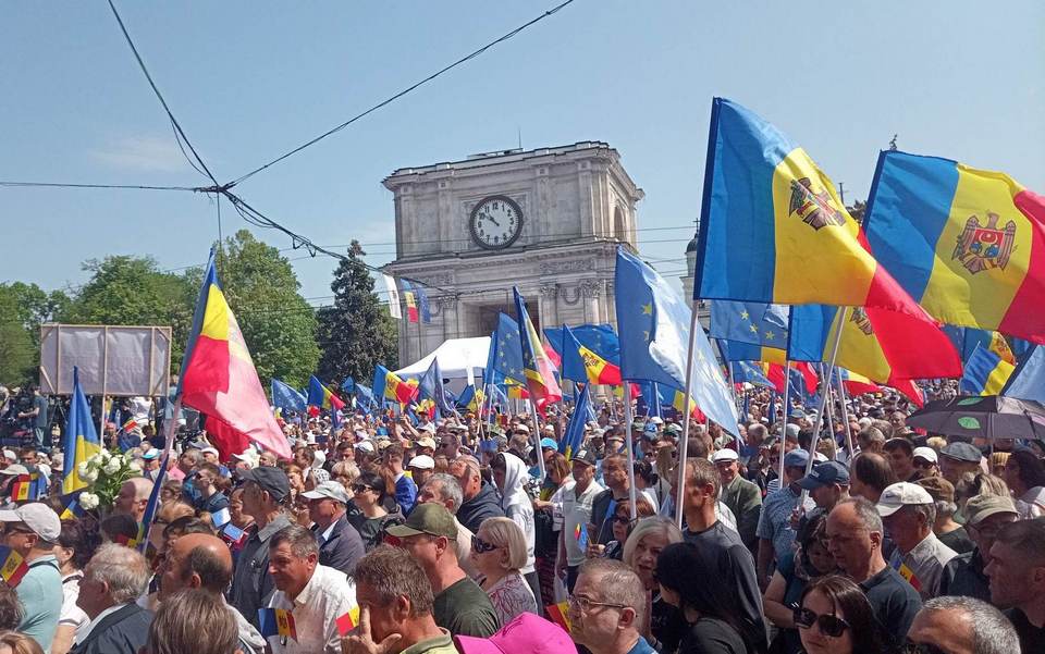 Noi, cetățenii Republicii Moldova, ne-am adunat la 21 mai 2023 în PMAN, într-un moment hotărâtor pentru soarta țării, pentru a afirma aspirația Republicii Moldova de a deveni membru cu drepturi depline al Uniunii Europene, la dezvoltarea căreia dorim să ne aducem contribuția, în virtutea faptului că suntem europeni...